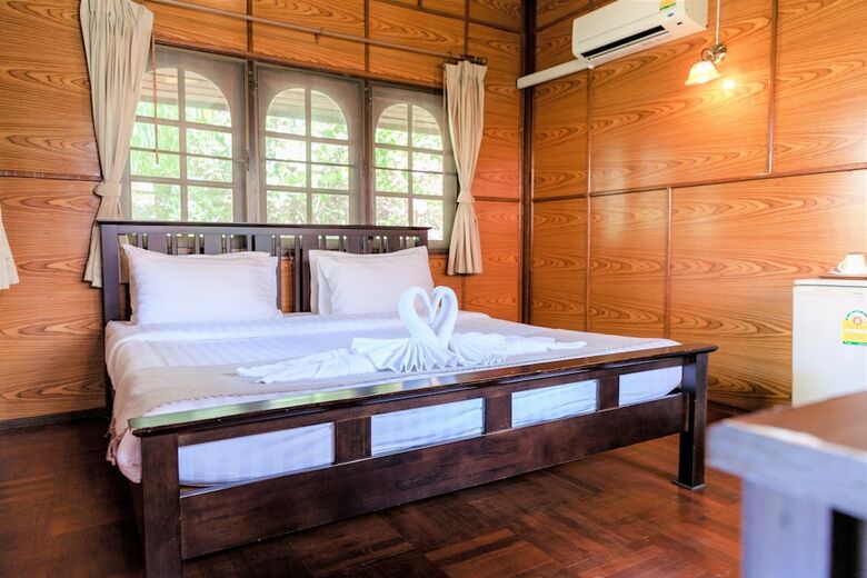 Hotel Bangrak Pier Bungalow