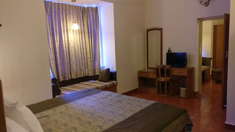 Hotel Sai Towers