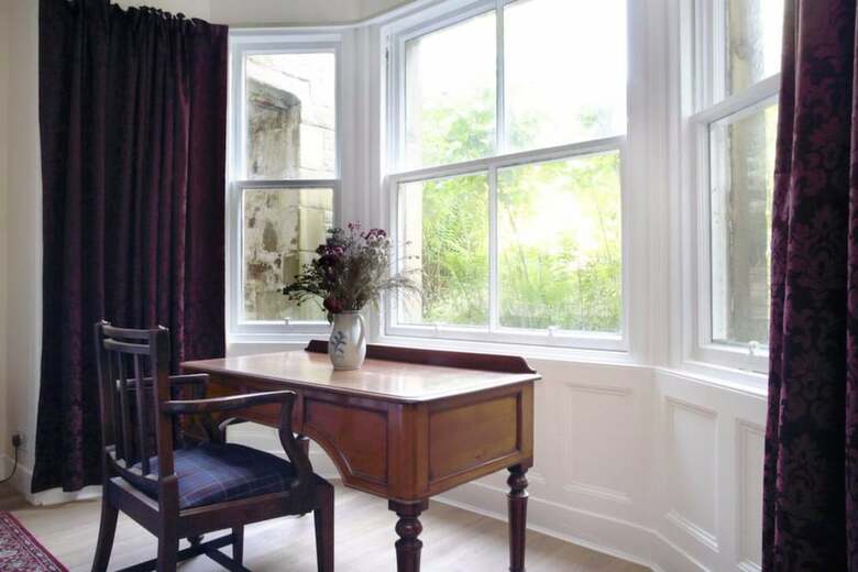3 Bedroom Apartment With Private Entrance
