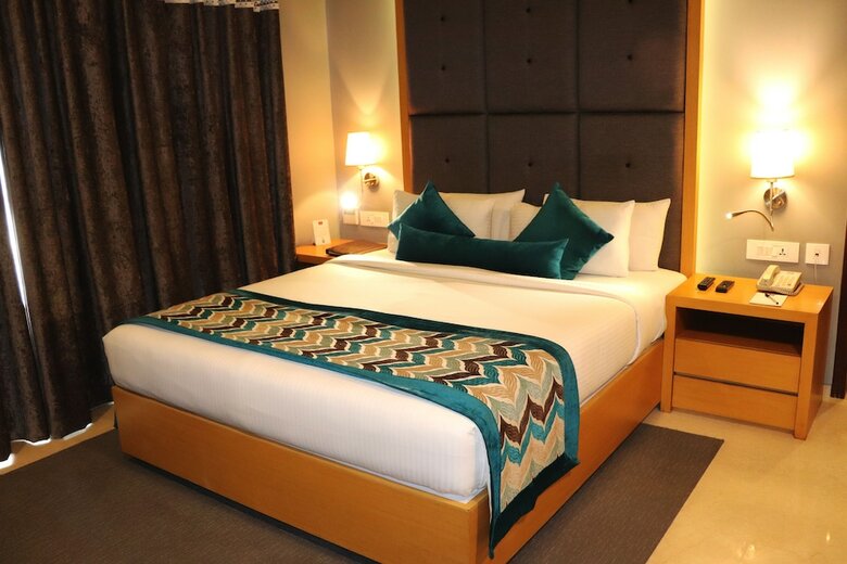 Hotel Crimson Park Shree Kanak Udaipur