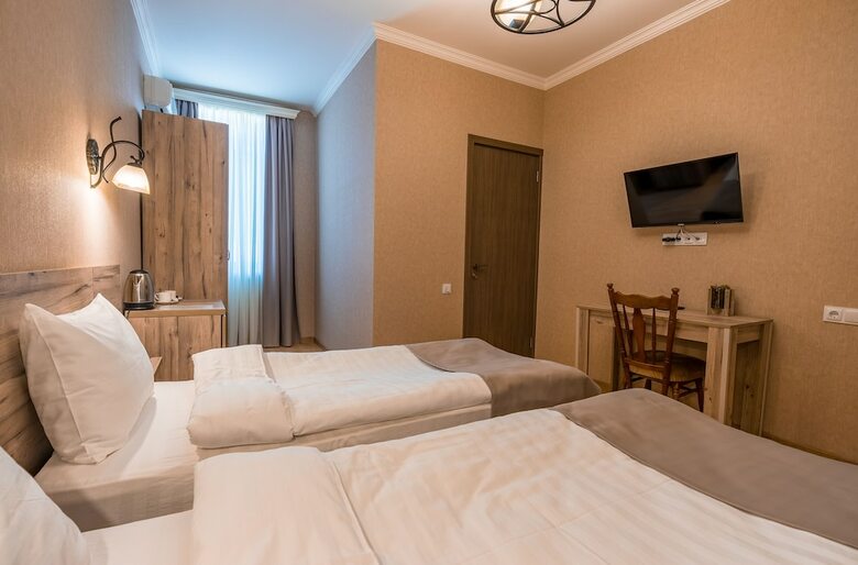 Hotel Imperial House