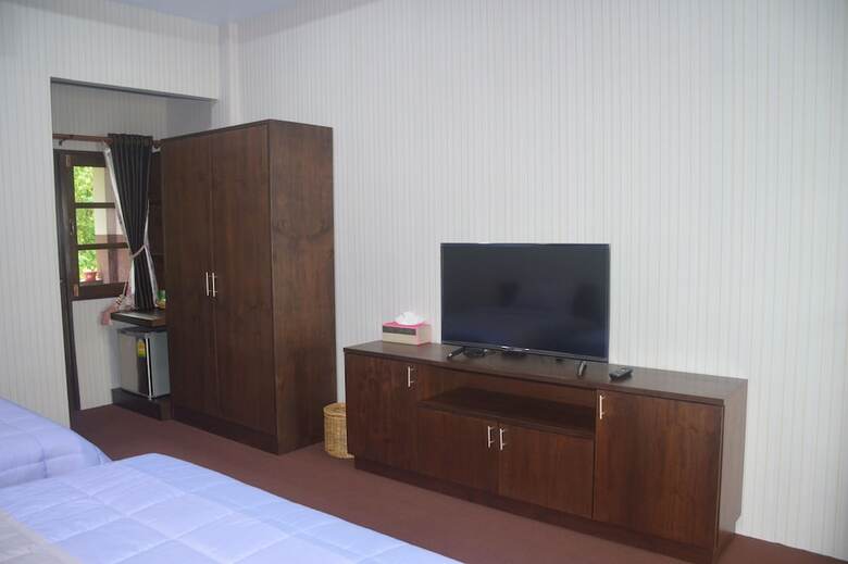 Oyo 927 Samui Platinum Hotel