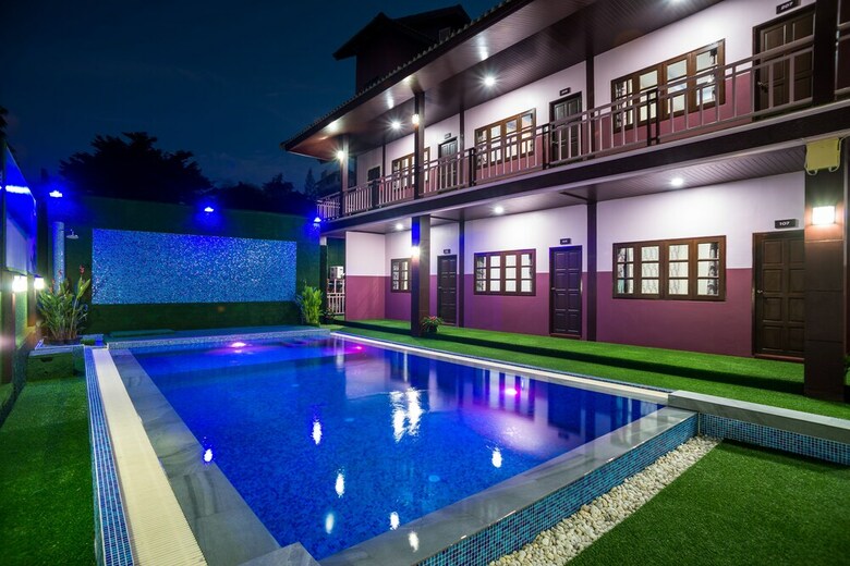 Oyo 927 Samui Platinum Hotel