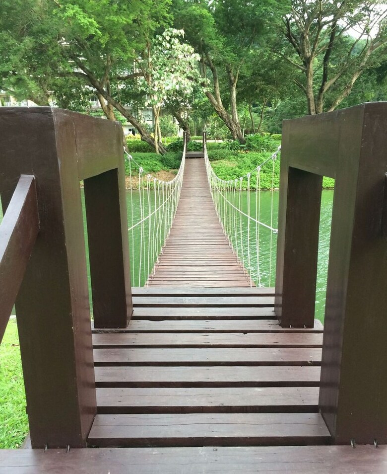 Dr. Calayan's Luxury 2br Condo @pico De Loro