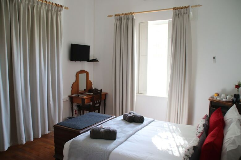 Hotel Petal's Place Guest House