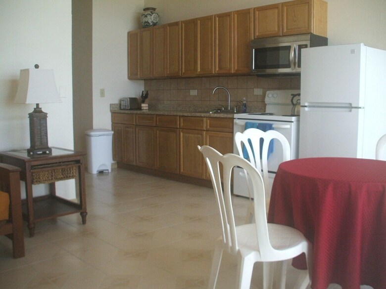 Esperanza Oceanfront Apartments
