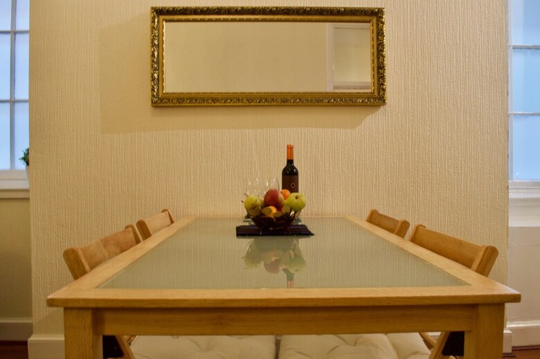 2 Bedroom Apartment In Pleasance