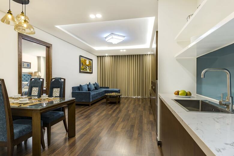 Balcona Hotel Da Nang