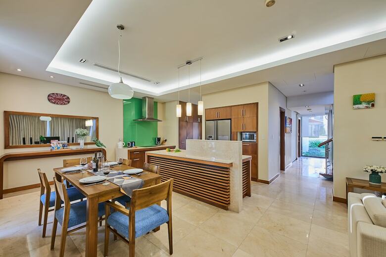 Vacation Homes Pool Villa
