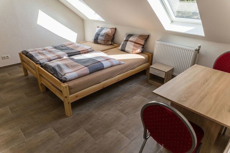 Hostal Bhq - Boardinghouse Quickborn