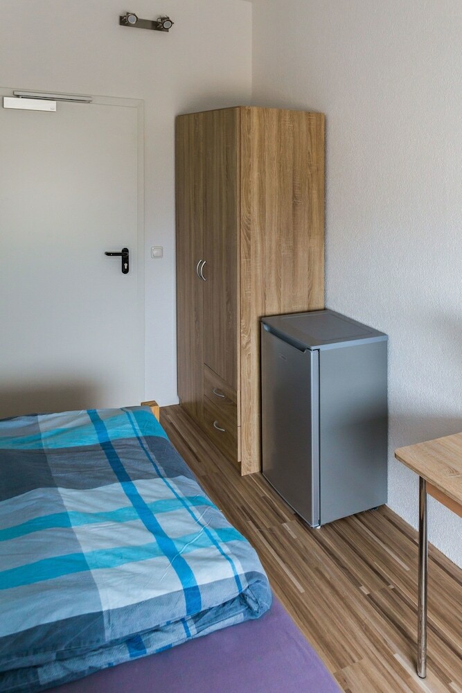 Hostal Bhq - Boardinghouse Quickborn