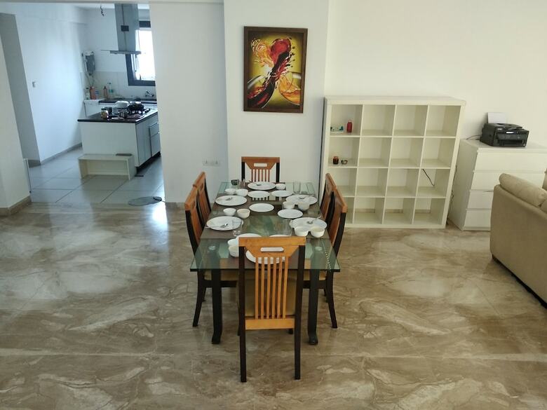 Aparthotel Advantage 2u Hospitality Management Pvt.ltd