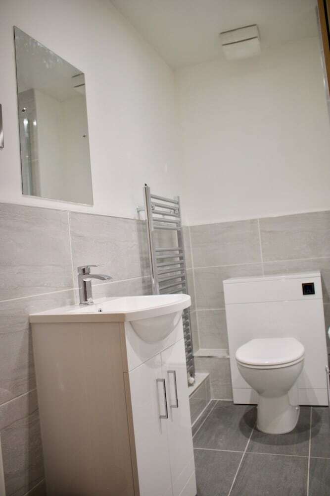 2 Bedroom Apartment In Granton Area