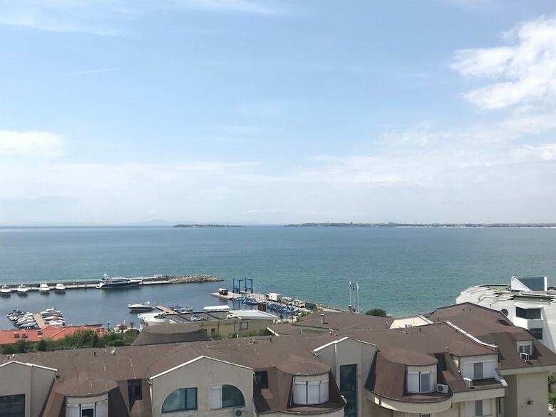 Lazur 5 Apartments