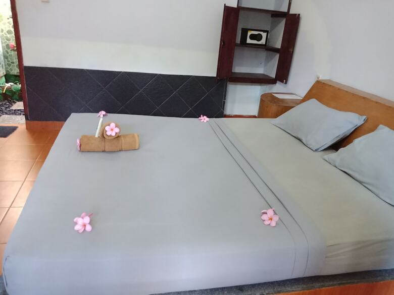 Hotel Pondok Wildan Bar And Bungalow