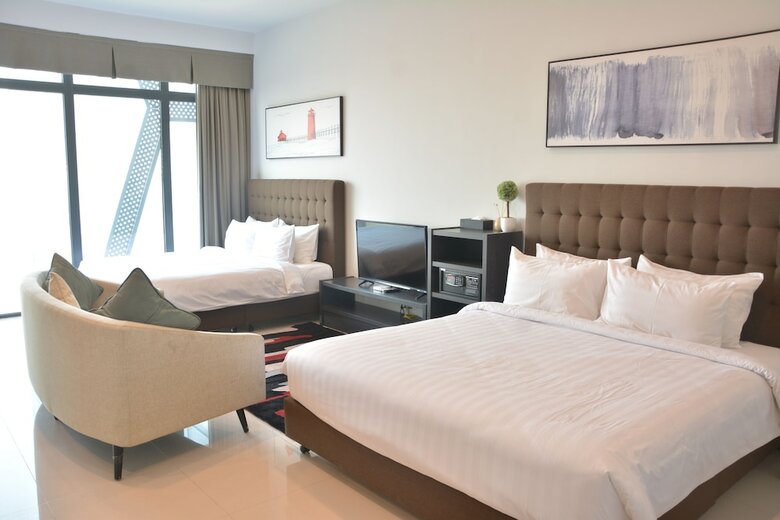 Hotel The Bridge Club