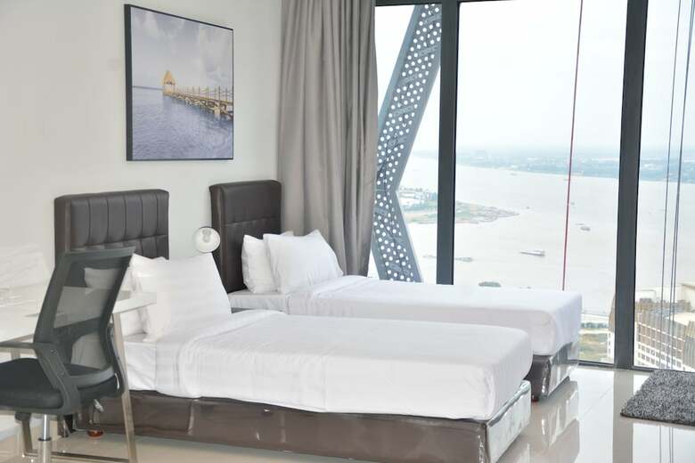 Hotel The Bridge Club