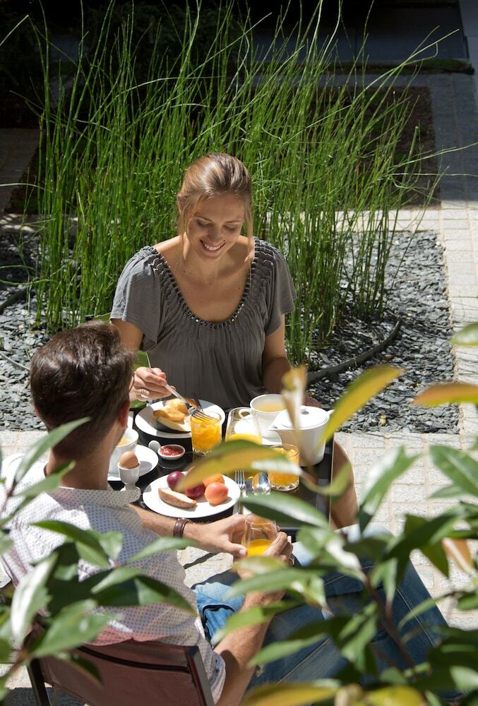 Les Jardins De Mademoiselle Hotel & Spa