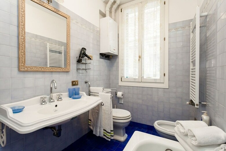 Prince Apartments