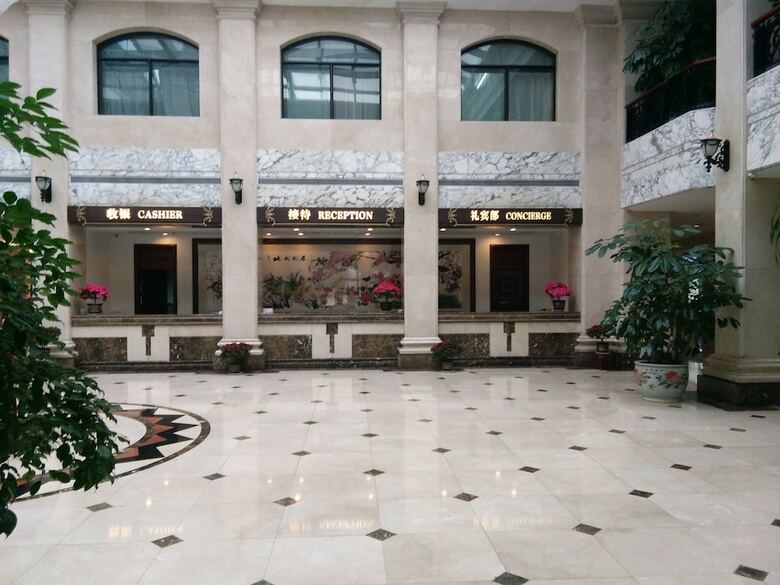 Dalian Nanshan Garden Hotel