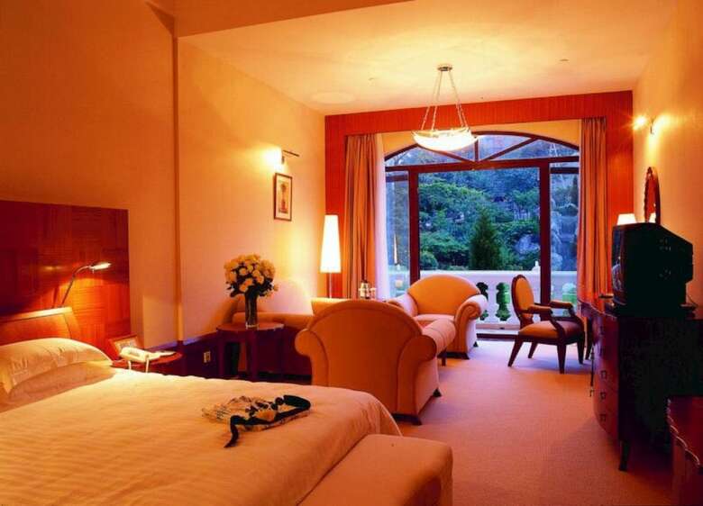 Dalian Nanshan Garden Hotel