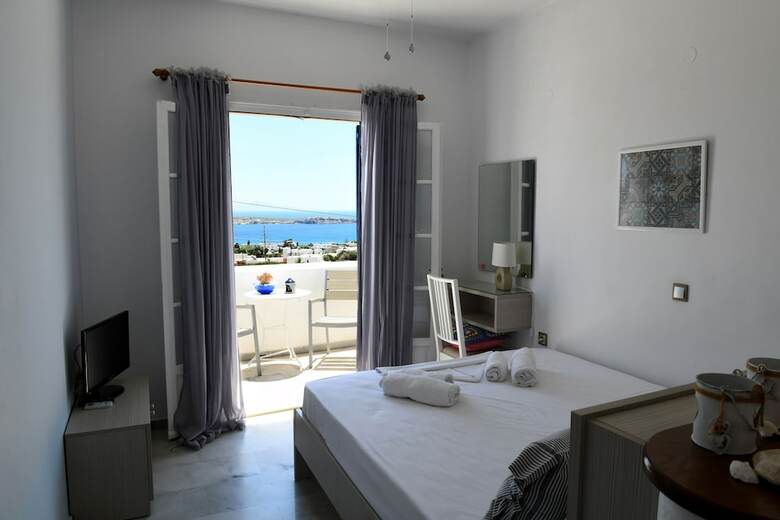 Dryades Family Hotel