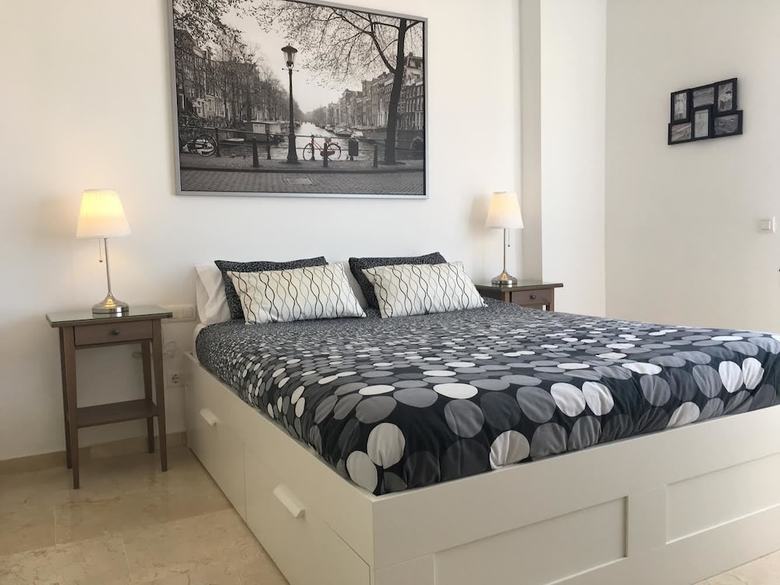 Apartamentos Grand National 18