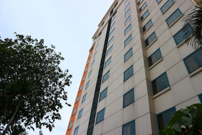 Hotel Arcadia Mangga Dua By Horison