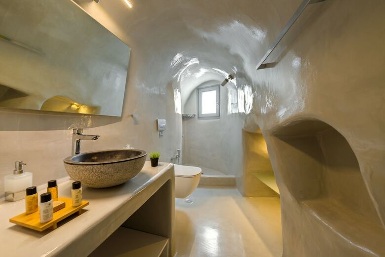 Antrum Cave Villa