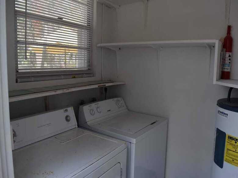 Blue Dolphin Inn - Ibis Unit