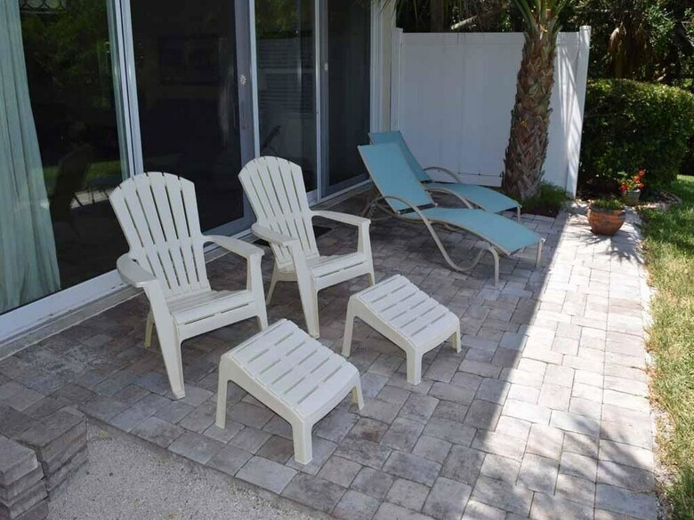 Westbay Cove South 745