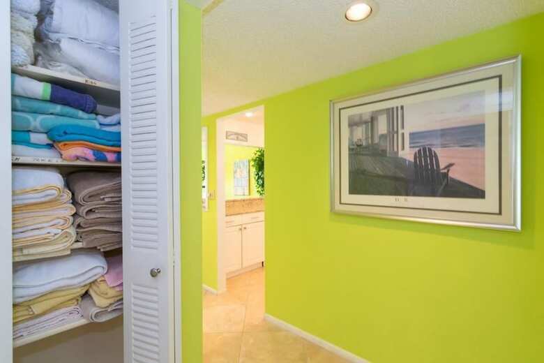 Sunbow Bay 308