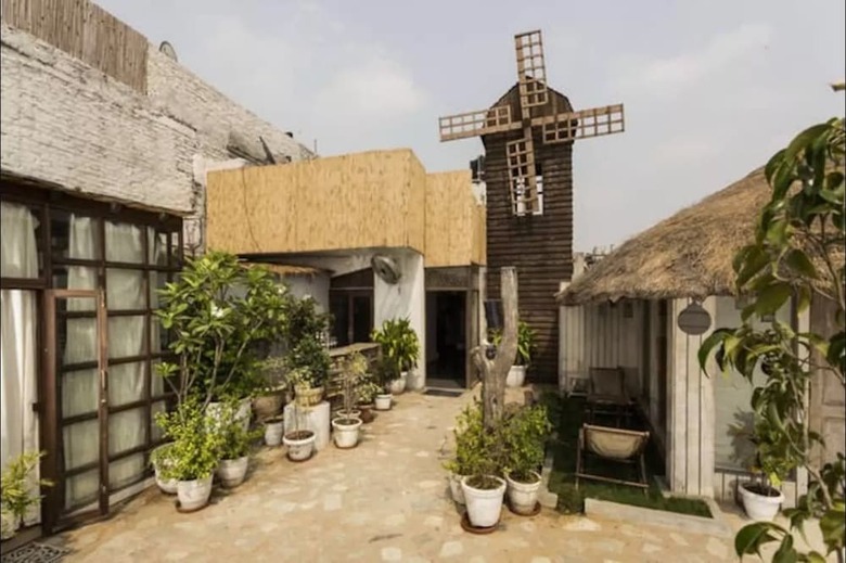 Bed & Breakfast The Lazy Patio Home Stay