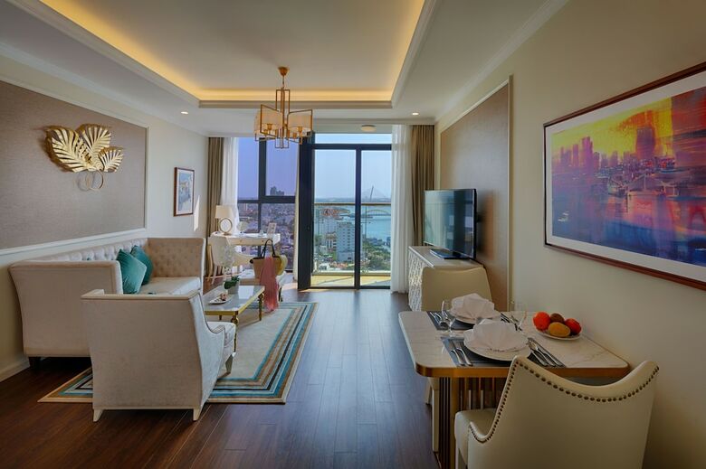 Hotel Vinpearl Condotel Riverfront Danang