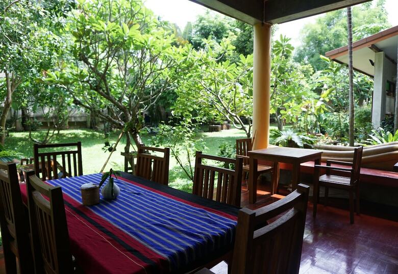 Hotel Auangkham Resort
