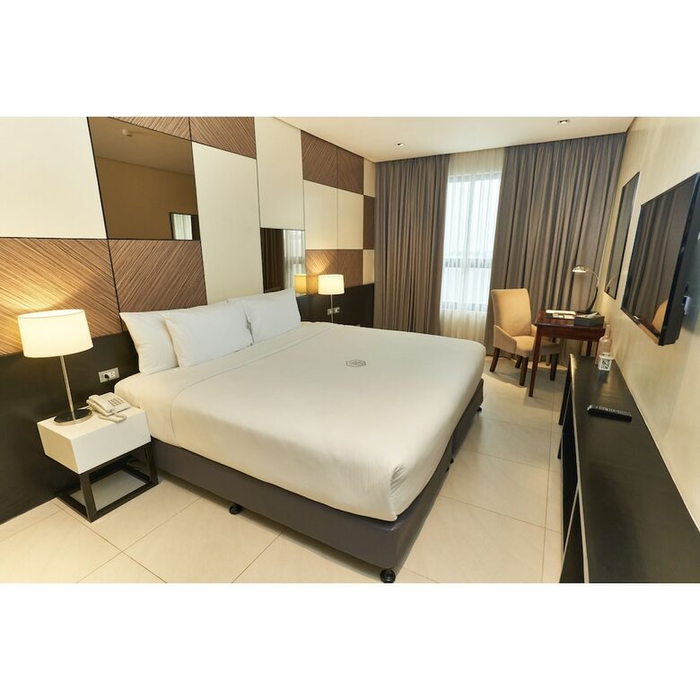 Summit Hotel Tacloban