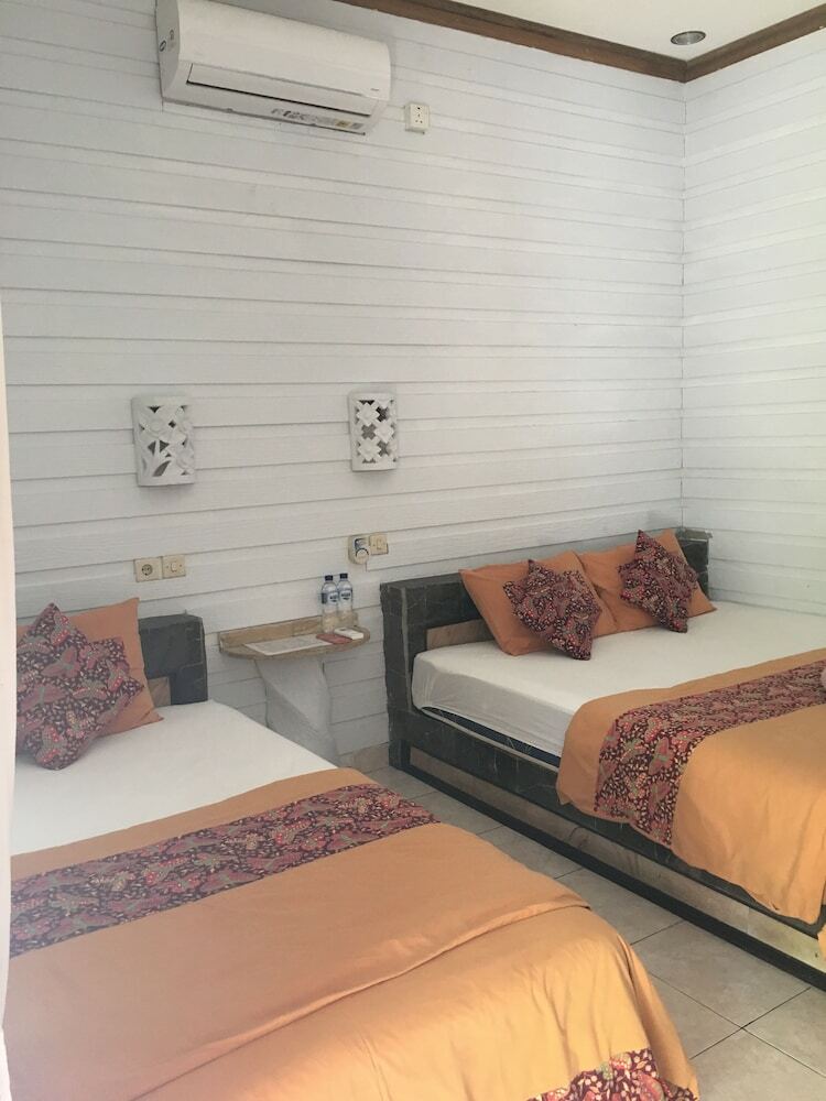 Bed & Breakfast Tarci Bungalows Lembongan