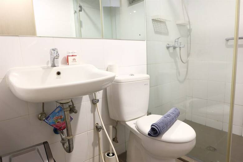 2 Bedroom Senayan Apartment By Travelio