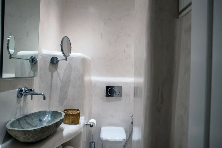 Melidron Luxury Hotel & Suites