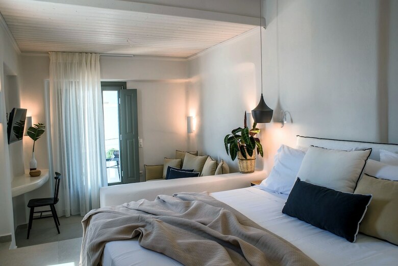 Melidron Luxury Hotel & Suites