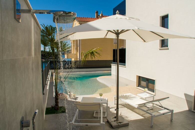 Luxury Apartments Royal M With Pool