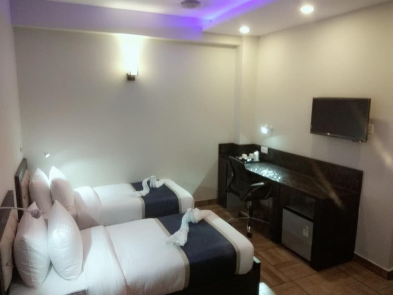 Hotel The Park Residency