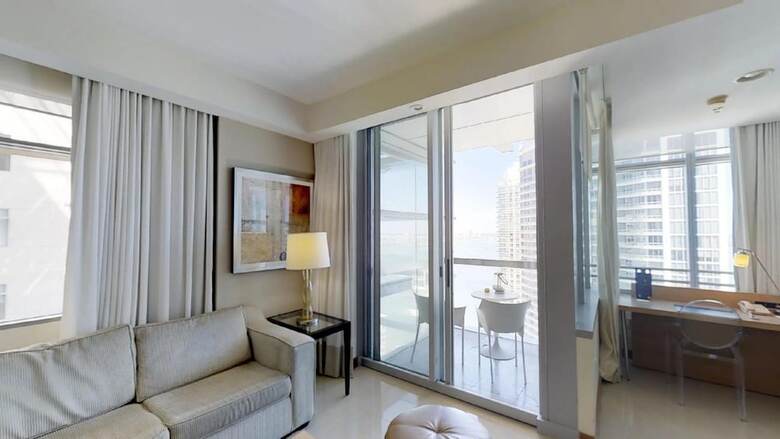 Citiscape - 1 Br Apt At Conrad Hilton