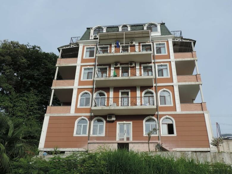 Sunny Hotel