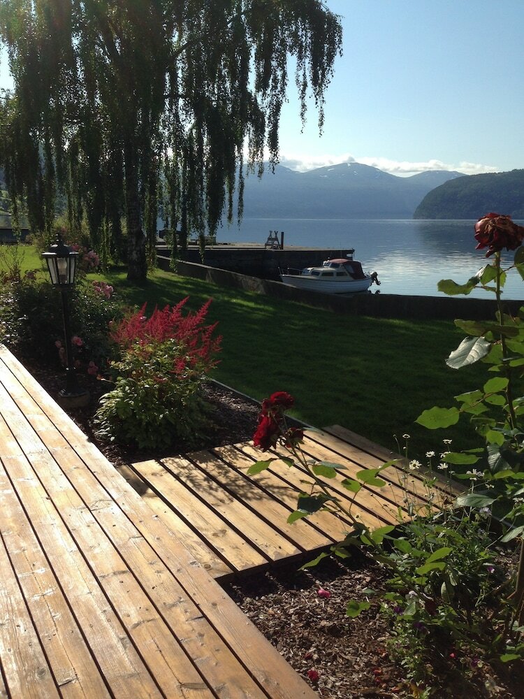 Innvik Fjordhotel - Misjonheimen