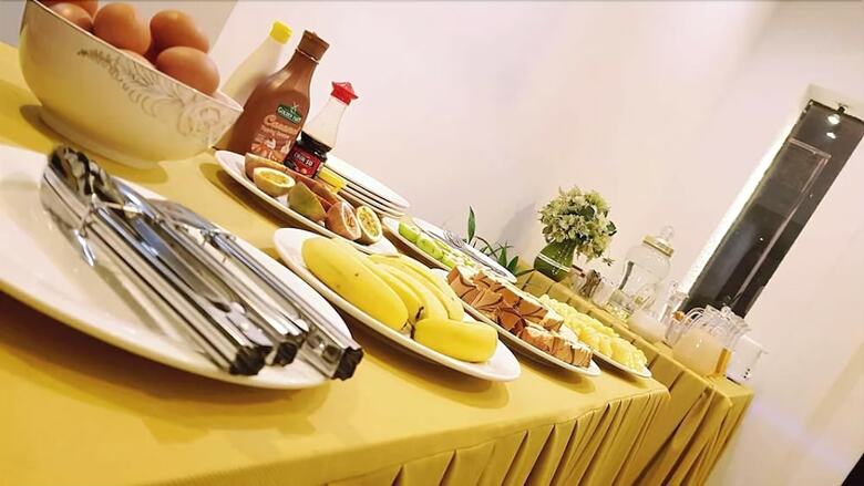 Hostal Amona Hotel