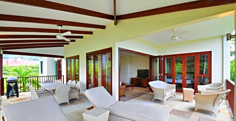 Luxury Apartment On Eden Island