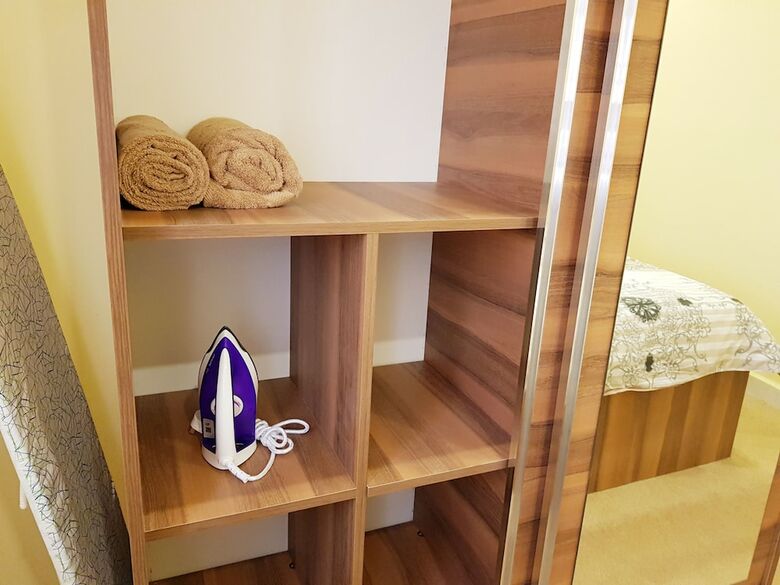 Cozy 2 Bedroom Apartment