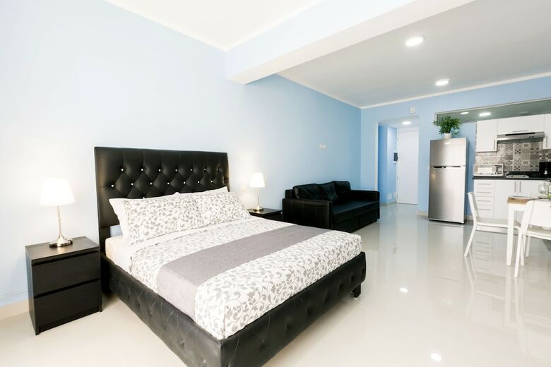 Hotel Ducassi Suites Rooftop Pool Beach Club & Spa