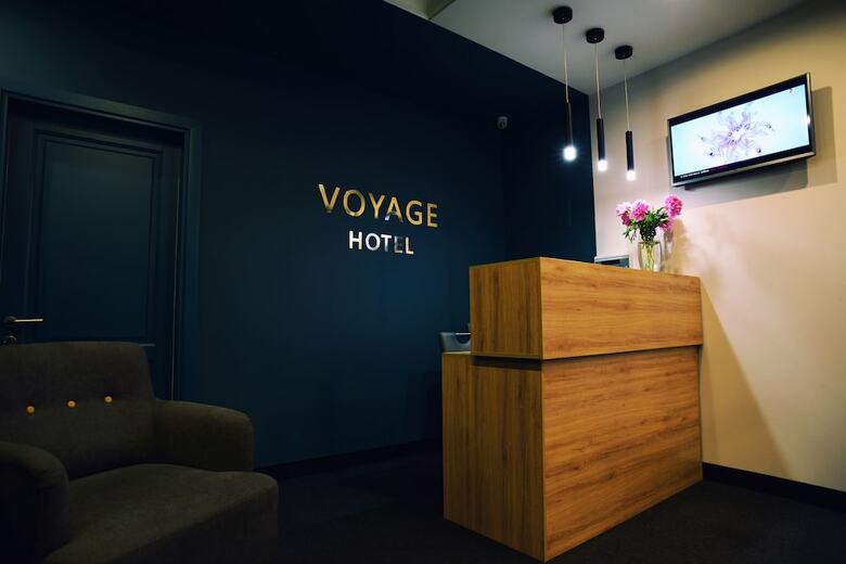 Voyage Hotel